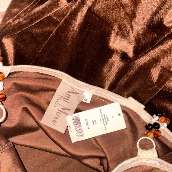 Ami muse Studio Brown Velvet One-Piece with Cream Trim and Beaded Accents - Picture 4 of 5